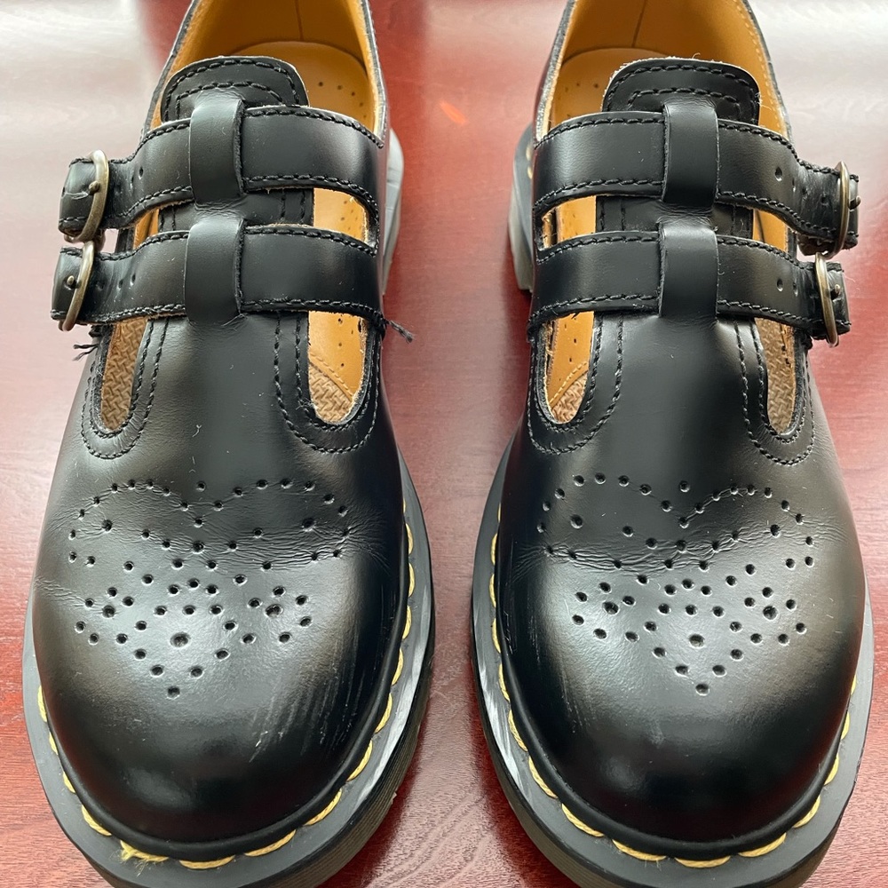 Dr. Marten Mary Jane 8065 Smooth Leather
